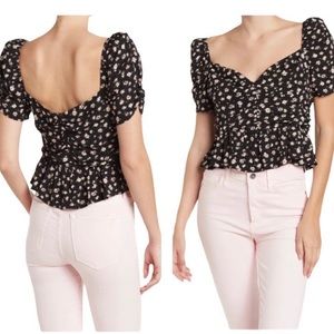 ASTR The Label Sweetheart Neckline Ditsy Floral Top